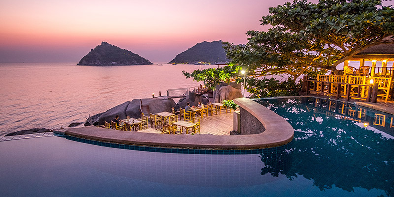 luxury thai hotel